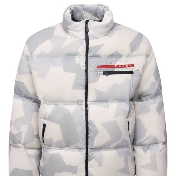 size M Prada Marble Camo Down Jacket Puffer Linea Rossa White Grey - Picture 1 of 10